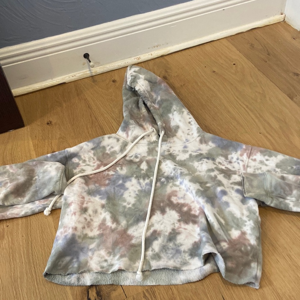 Tie dye cropped sweatshirt